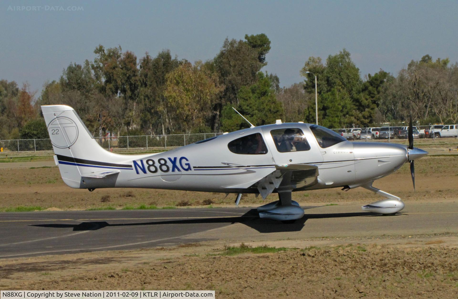 N88XG, Cirrus SR22T C/N 0049, Very sharp NXGEN a Transaction Company (Whitefish, MT) 2010 Cirrus Design SR22 taxis for take-off @ Tulare, CA after visit to nearby World Ag Expo