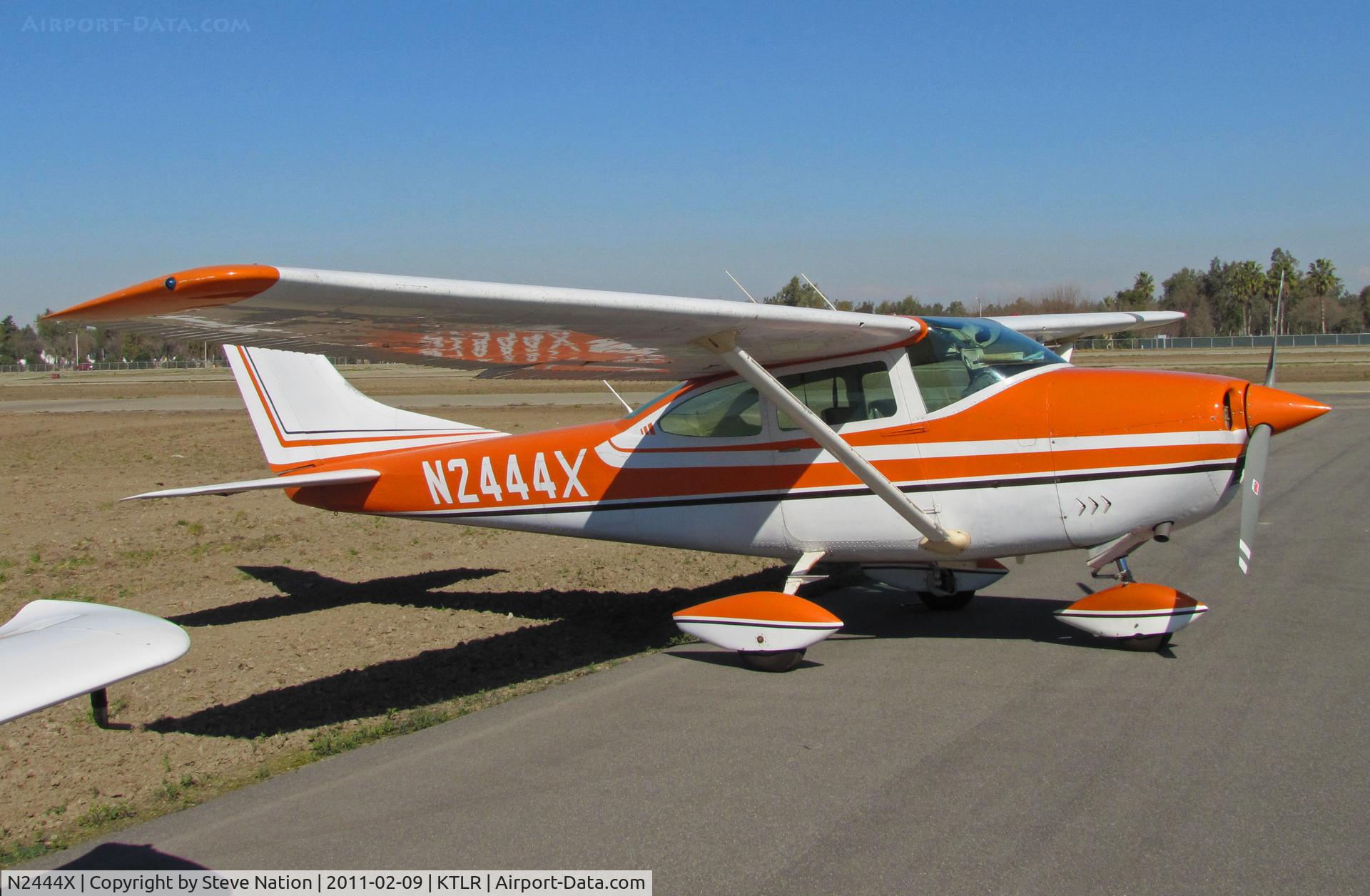 N2444X, 1965 Cessna 182H Skylane C/N 18256344, 1965 Cessna 182H @ Tulare, CA