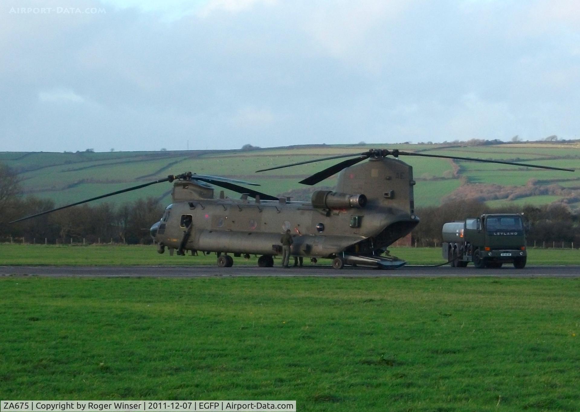 ZA675, Boeing Vertol Chinook HC.2 C/N M/A006/B-822/M7009, Coded AE of 7 Squadron RAF. Taking on fuel after using the adjacent RAF Pembrey Sands Air Weapons Range (EGOP).