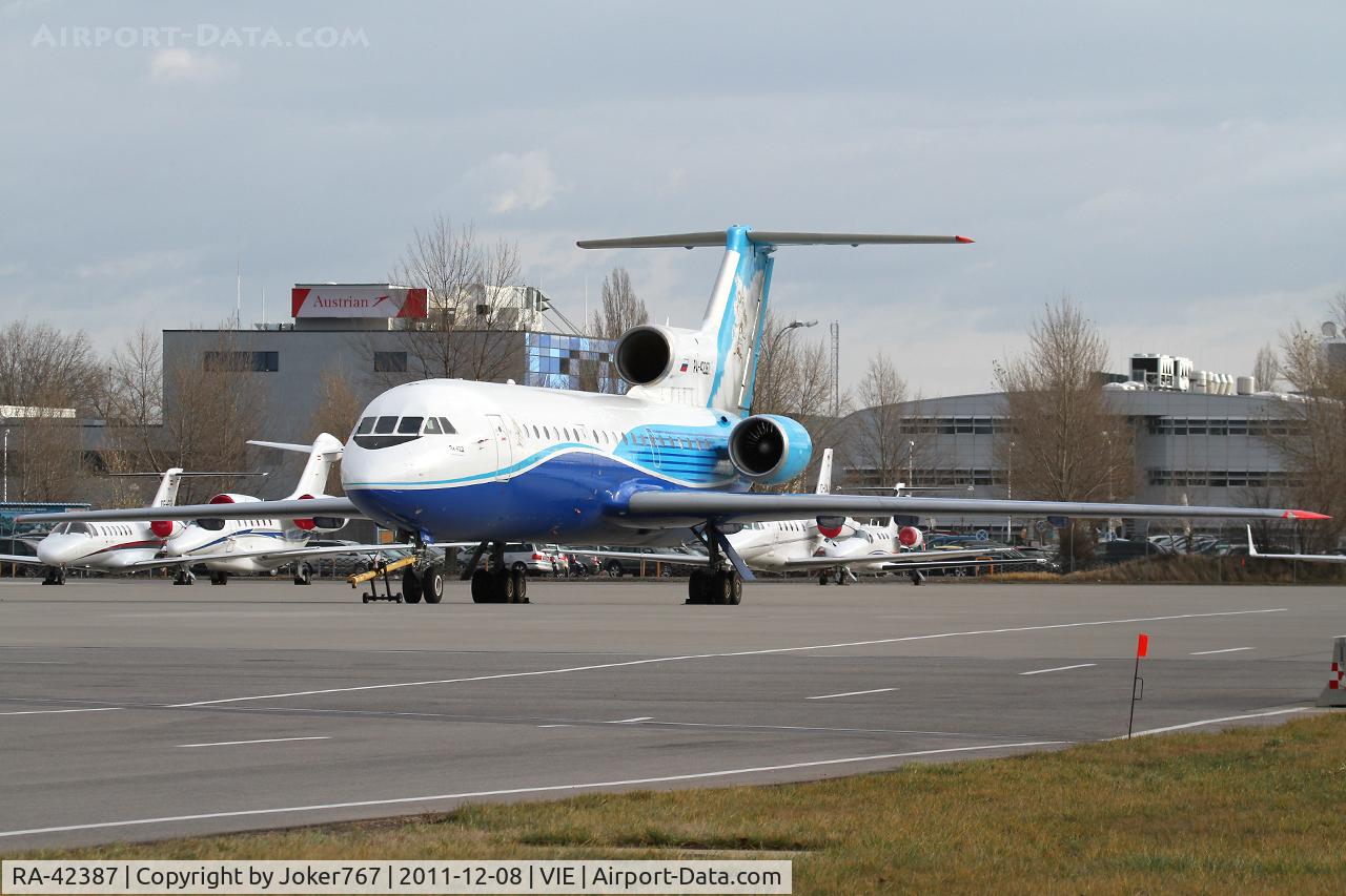 RA-42387, Yakovlev Yak-42D C/N 4520424016436, Yak Air Service