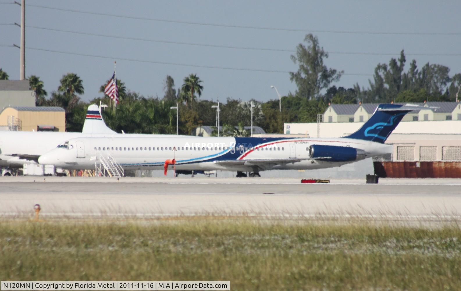N120MN, 1992 McDonnell Douglas MD-83 C/N 53120, Falcon MD-83
