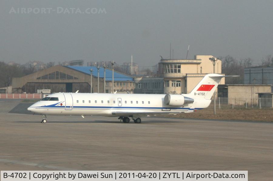 B-4702, 2000 Canadair CRJ-200LR (CL-600-2B19) C/N 7455, DLC