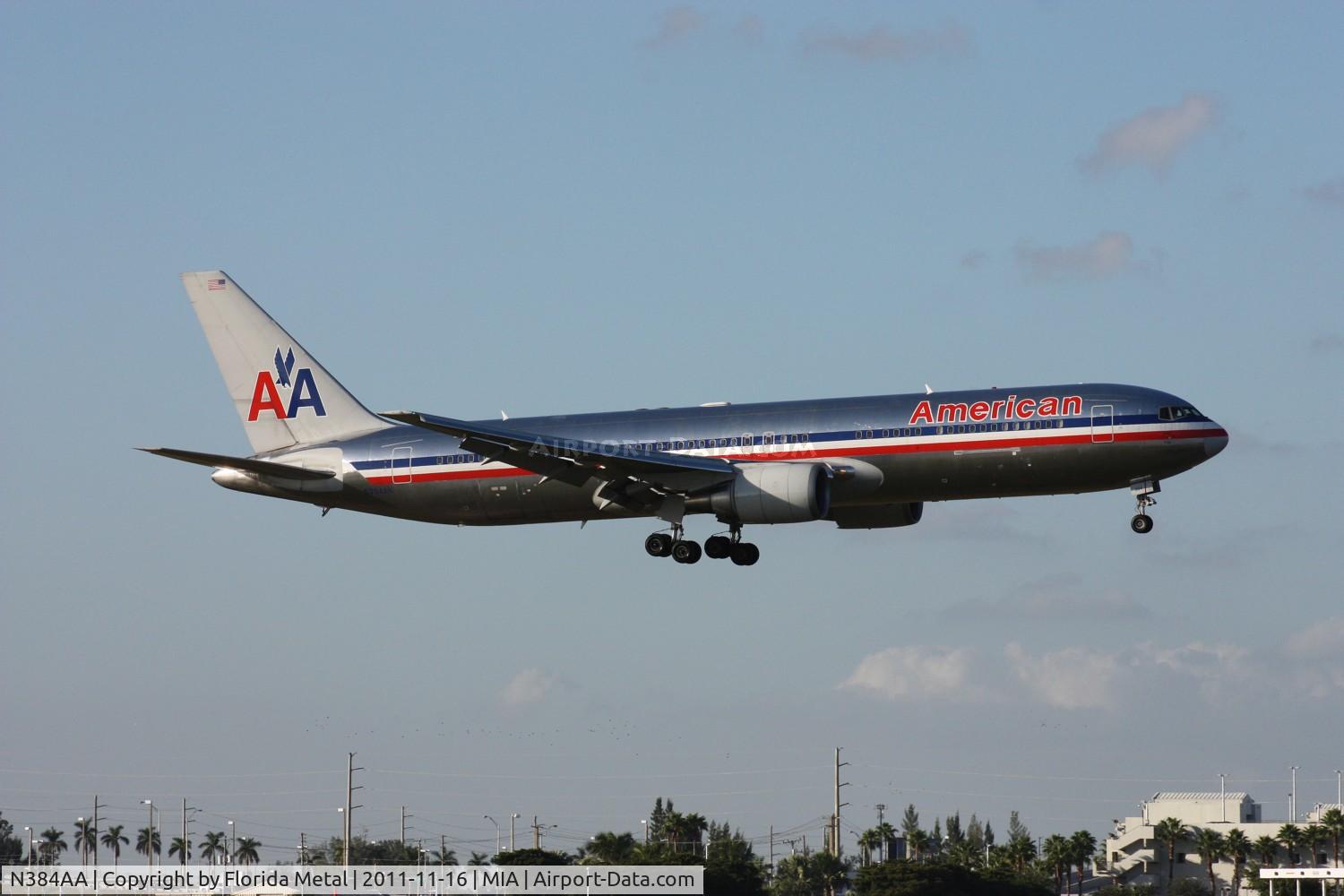 N384AA, 1993 Boeing 767-323 C/N 26996, American 767