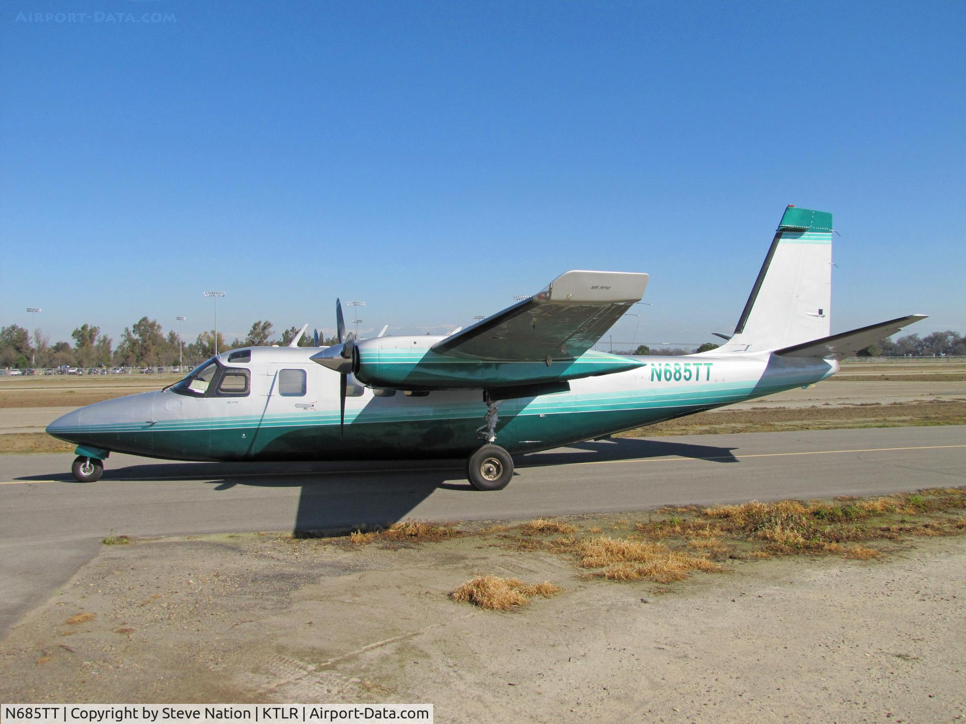 N685TT, 1973 Rockwell Commander 685 C/N 12043, Tiger's Pride and Joy! Chuck Jones FS (Biggs, CA duster outfit) has this beautiful 1973 Rockwell 685 Twin Commander seen @ Tulare, A for World Ag Expo