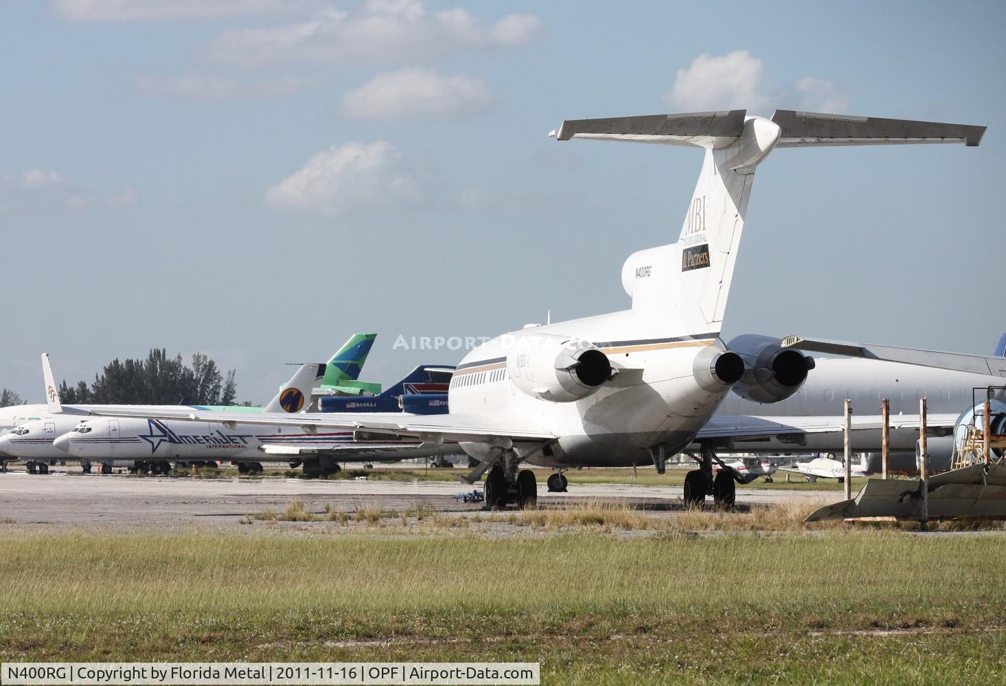 N400RG, 1967 Boeing 727-22 C/N 19149, Private 727-100