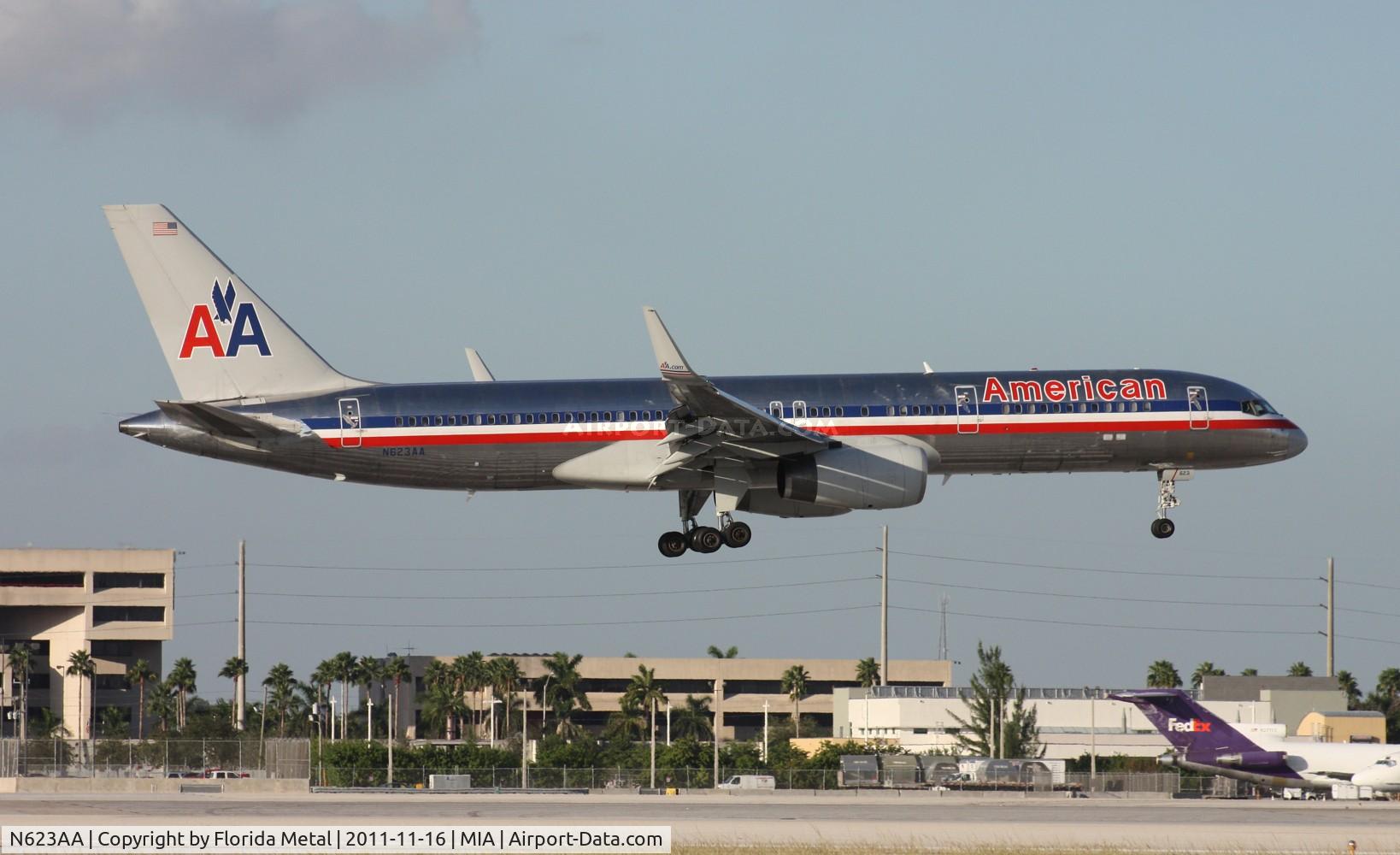 N623AA, 1990 Boeing 757-223 C/N 24581, American 757