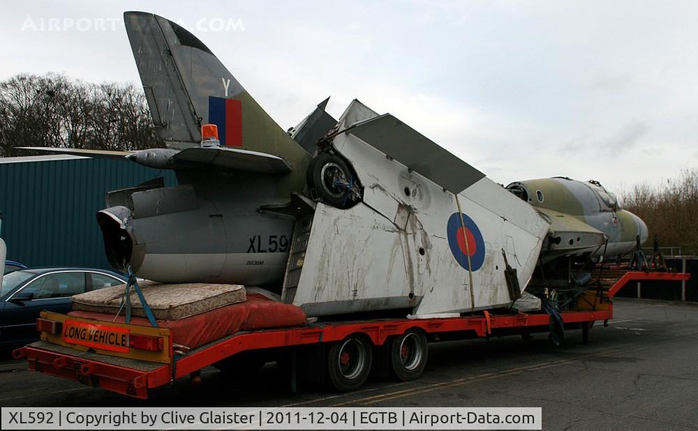 XL592, 1958 Hawker Hunter T.7 C/N 41H/693686, f/f 30/08/1958, d/d 29/09/1958, to 8836M Ex: Exeter, To: Kemble 2006