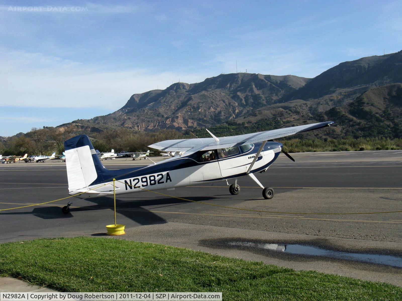 N2982A, 1953 Cessna 180 C/N 30182, 1953 Cessna 180, Continental O-470-A 225 Hp, first year of production, taxi