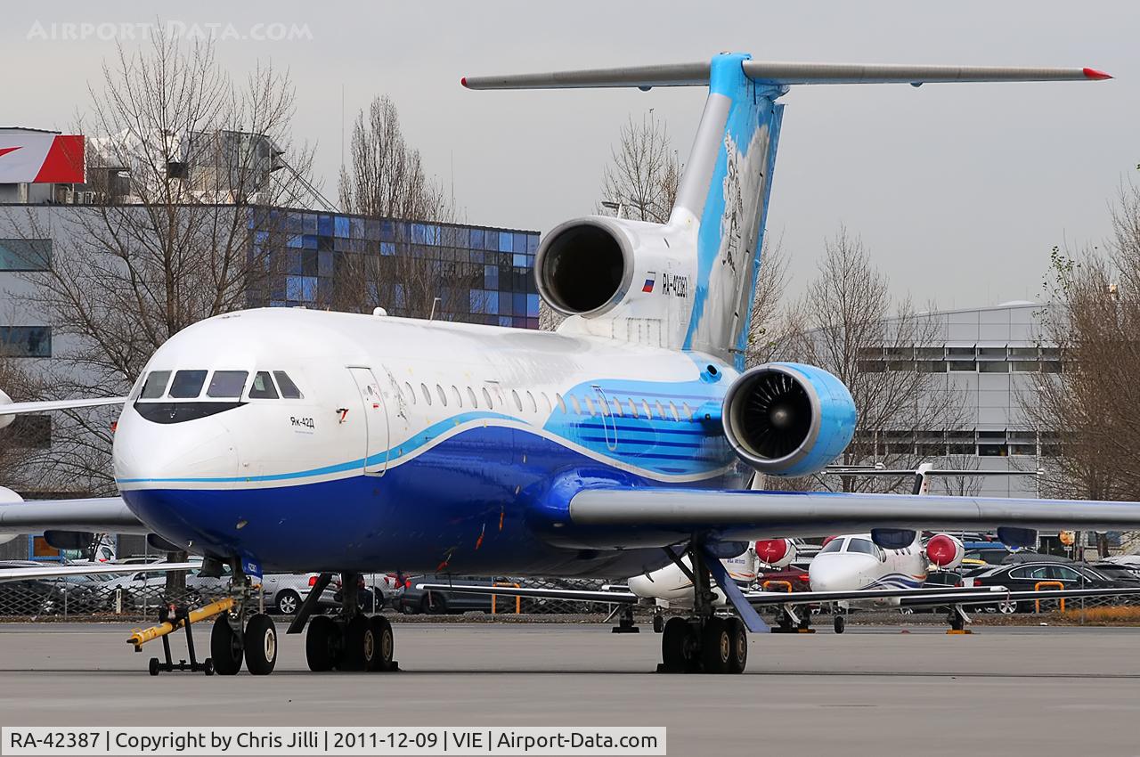 RA-42387, Yakovlev Yak-42D C/N 4520424016436, Yak Service