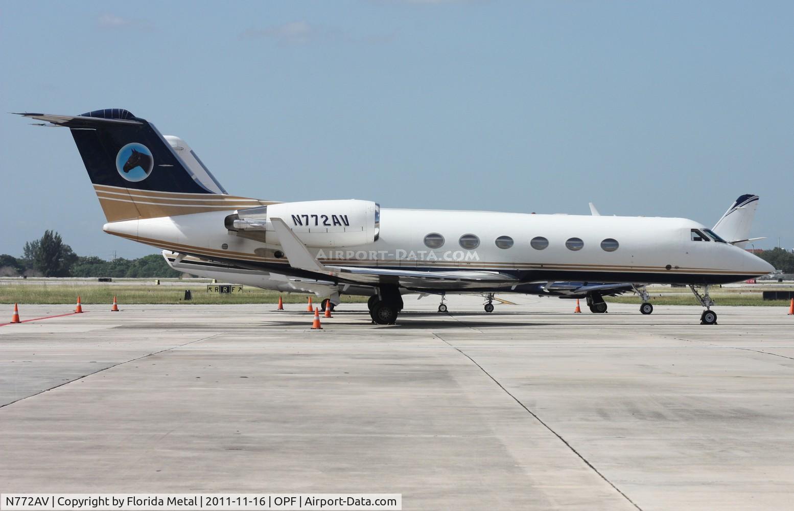 N772AV, 1987 Gulfstream Aerospace G-IV C/N 1015, Gulfstream IV