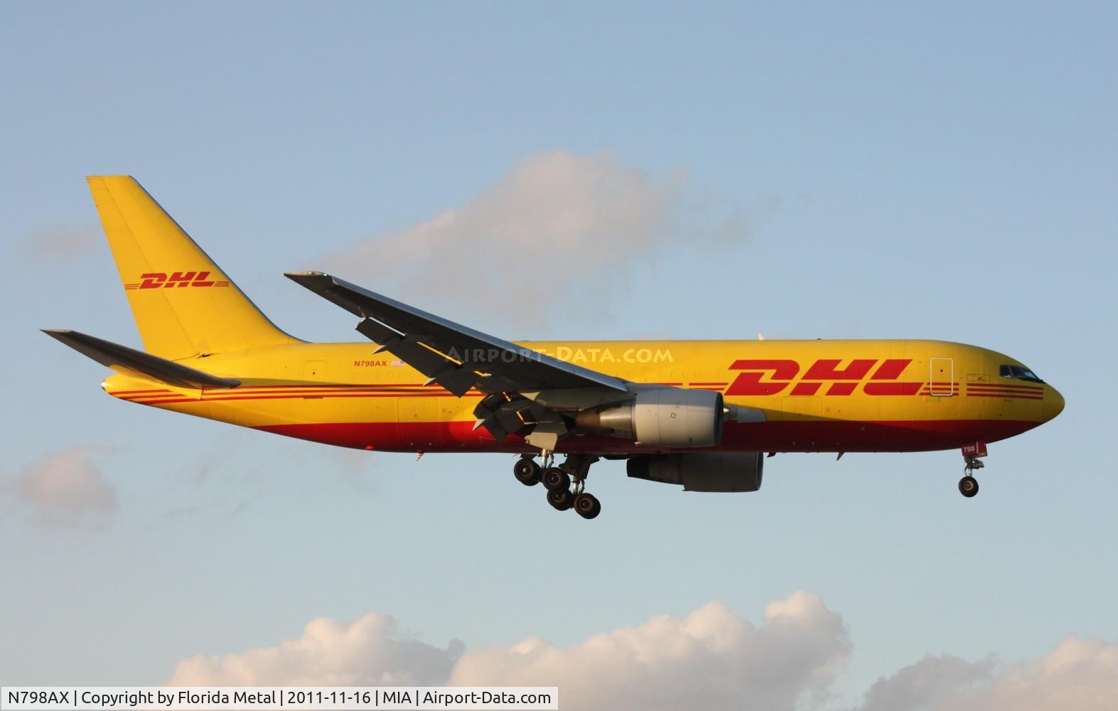 N798AX, 1986 Boeing 767-200 C/N 23431, DHL 767