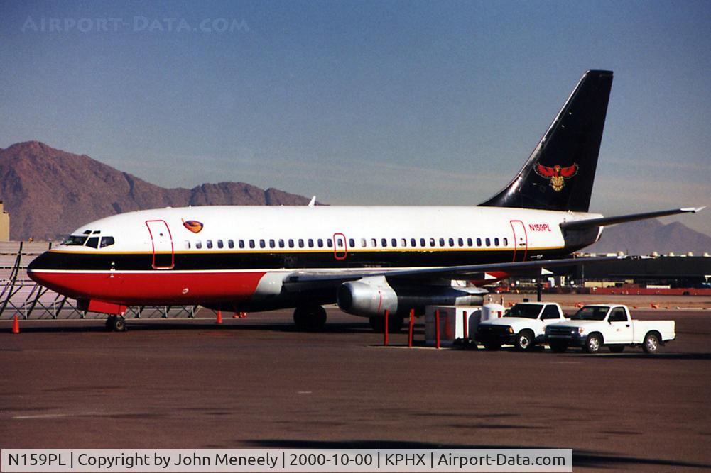 N159PL, 1975 Boeing 737-242 C/N 21186/438, Attractive color-scheme on this 737
