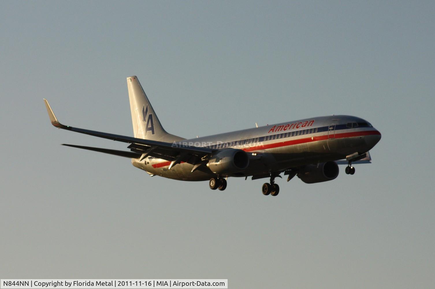 N844NN, 2010 Boeing 737-823 C/N 33212, American 737