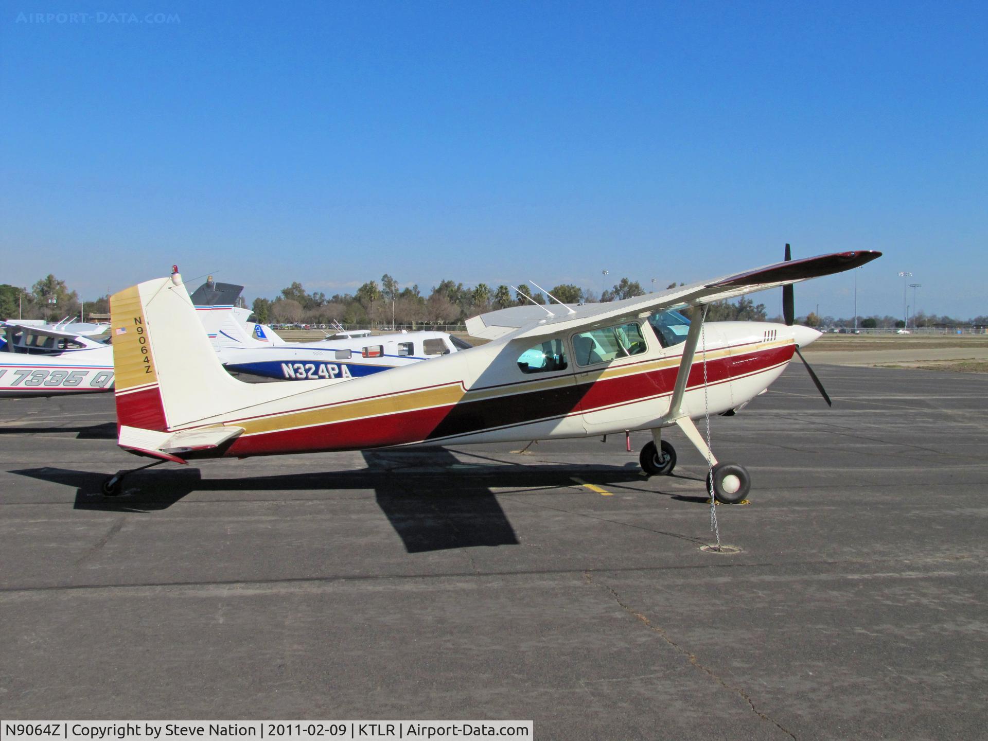 N9064Z, Cessna 180 C/N 32275, Riverside, CA-based 1960 Cessna 180 photographed @ Tulare, CA