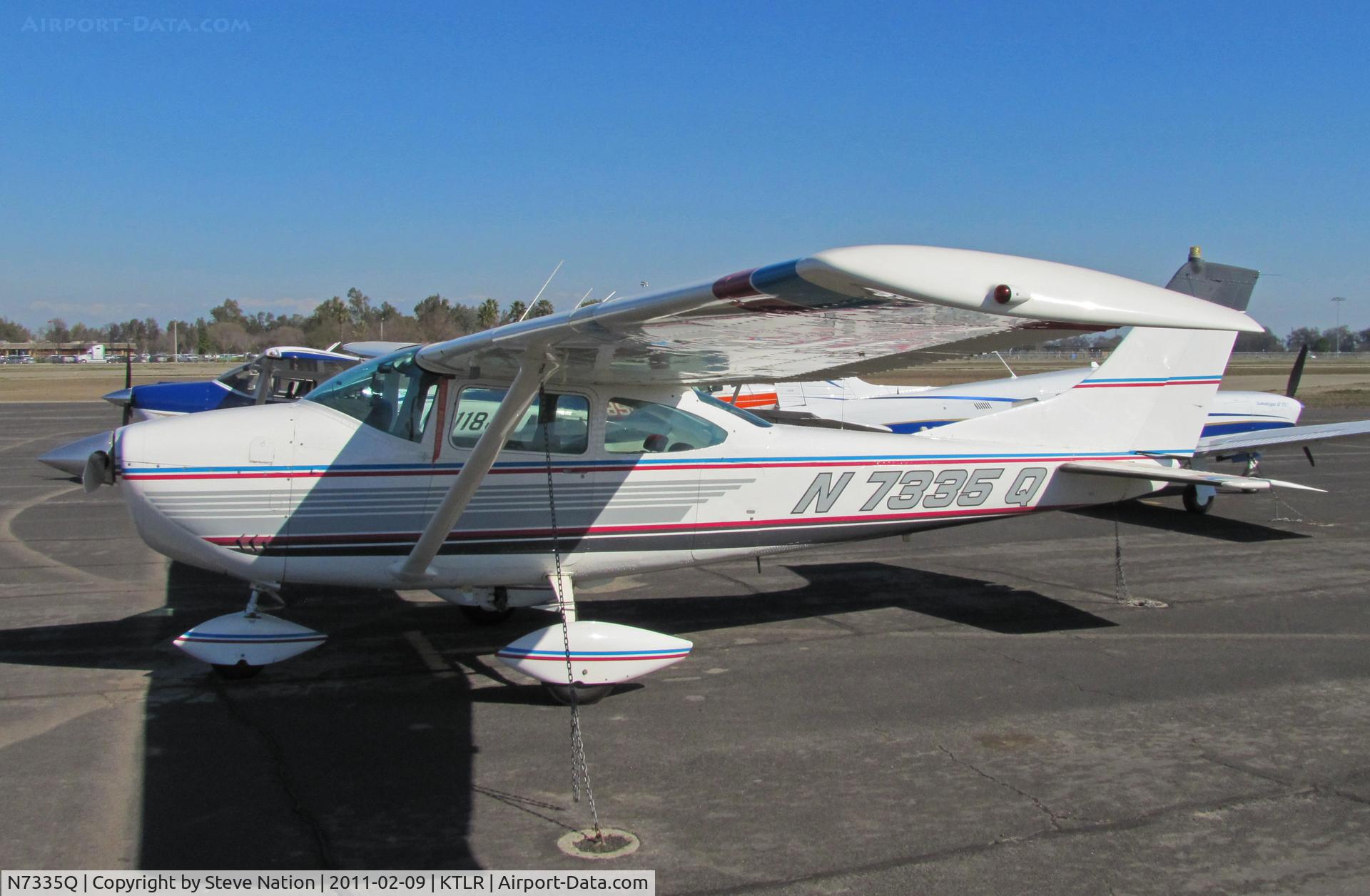 N7335Q, 1972 Cessna 182P Skylane C/N 18260975, Marysville, CA-based 1972 Cessna 182P (note presentation of registration: N 7335 Q) photographed @ Tulare, CA