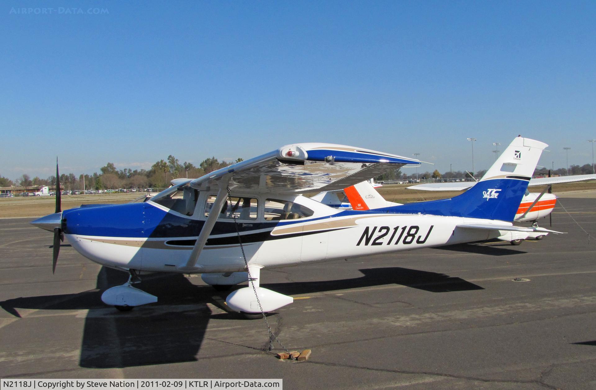 N2118J, 2004 Cessna T182T Turbo Skylane C/N T18208238, Lamb Chops Inc (Bakersfield, CA) 2004 Cessna T182T photographed @ Tulare, CA