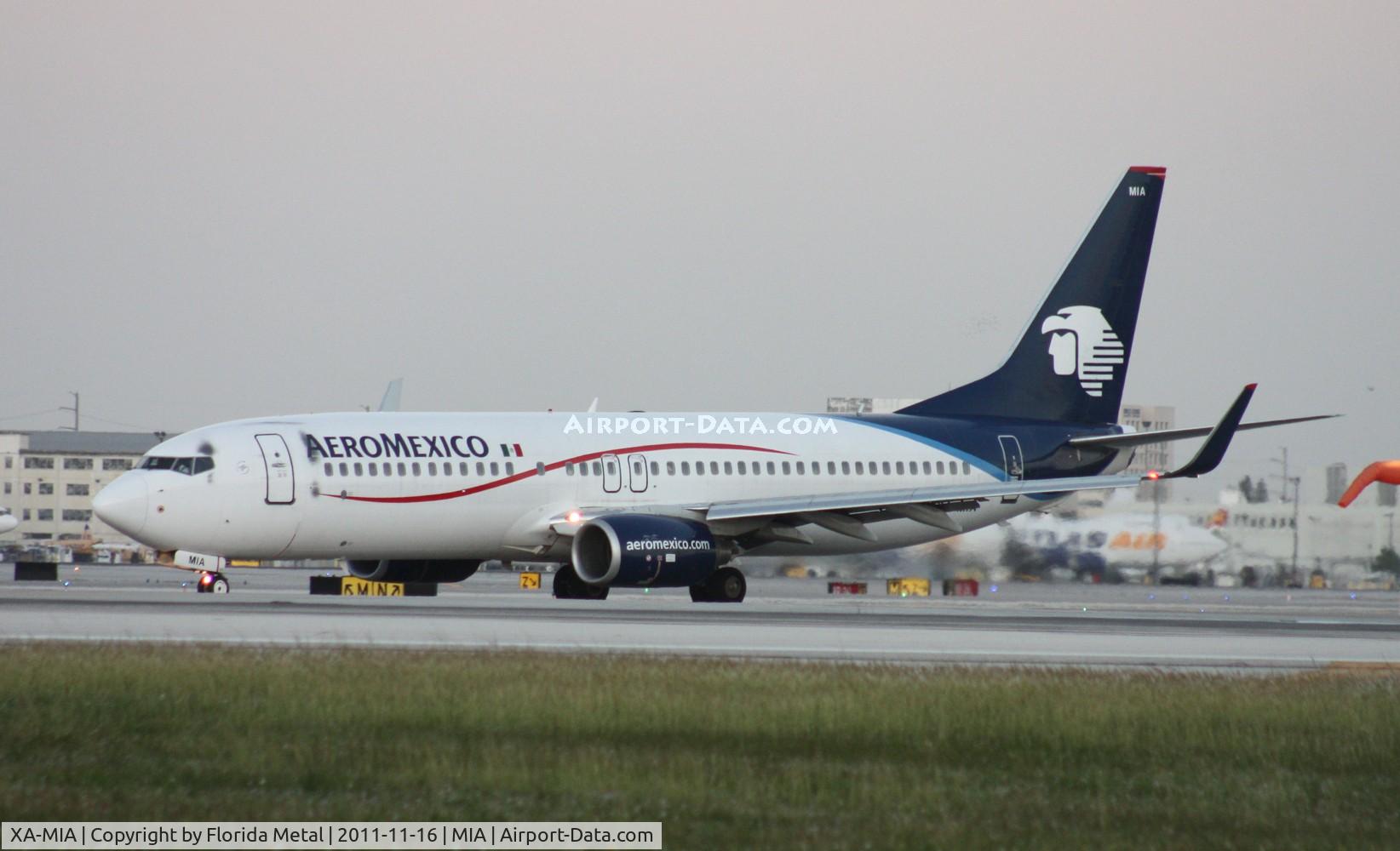 XA-MIA, 2007 Boeing 737-852 C/N 35119, Surprised not to find this one in the database, had to add