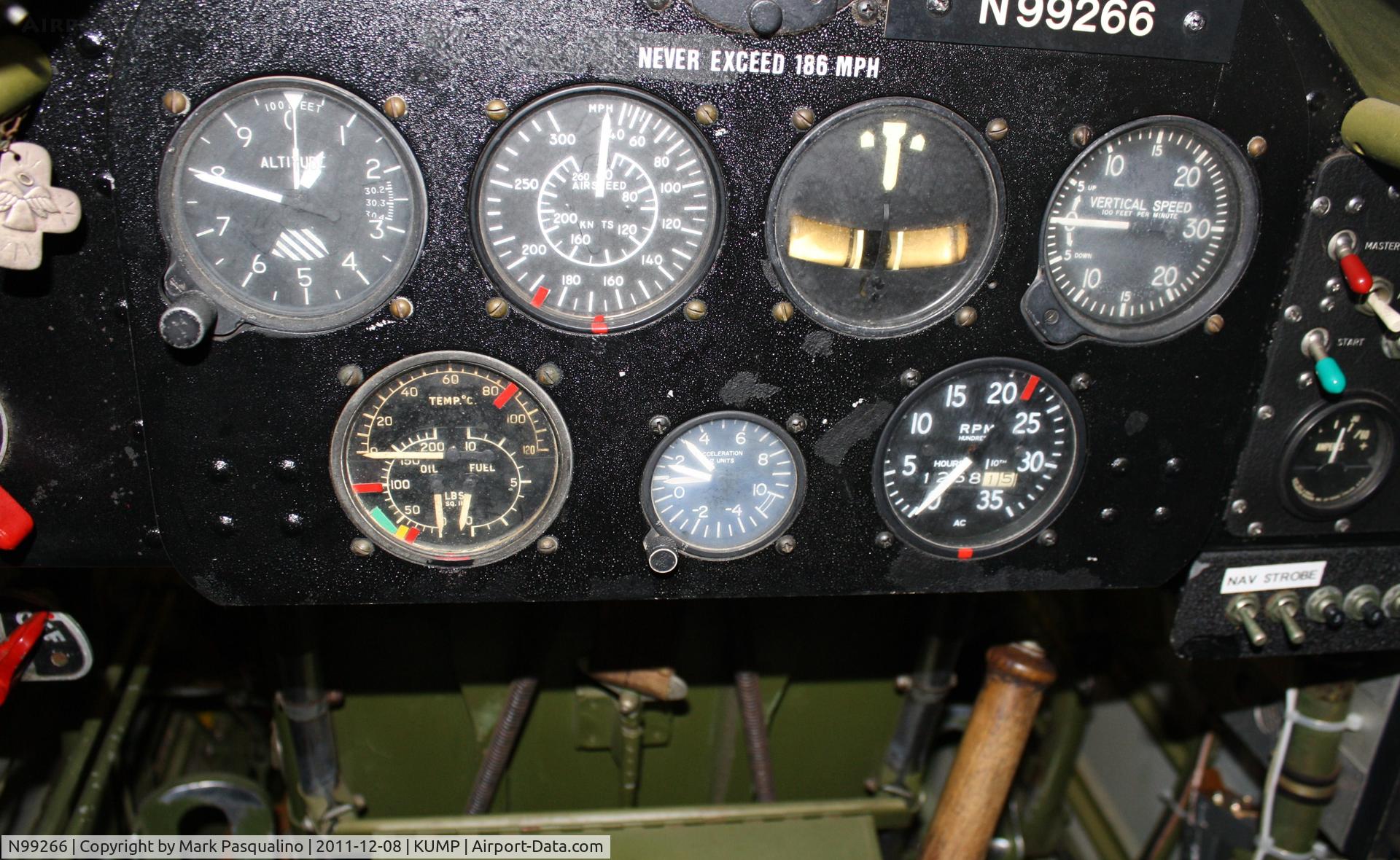 N99266, 1942 Boeing E75 C/N 75-5665, Stearman