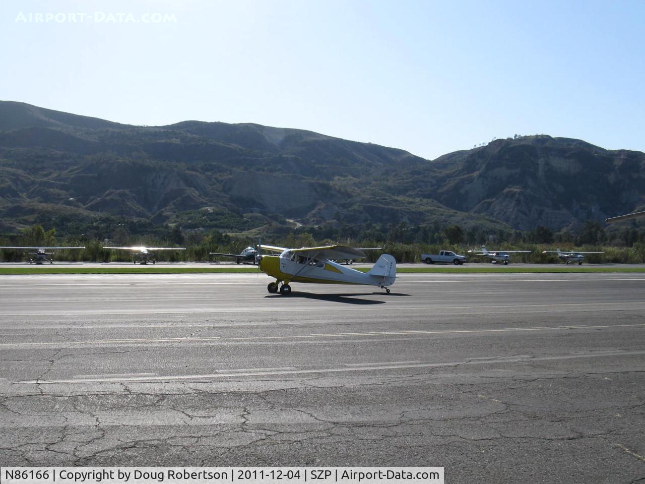N86166, 1946 Aeronca 11AC Chief C/N 11AC-595, 1946 Aeronca 11AC CHIEF, Continental C65 65 Hp, landing roll Rwy 04