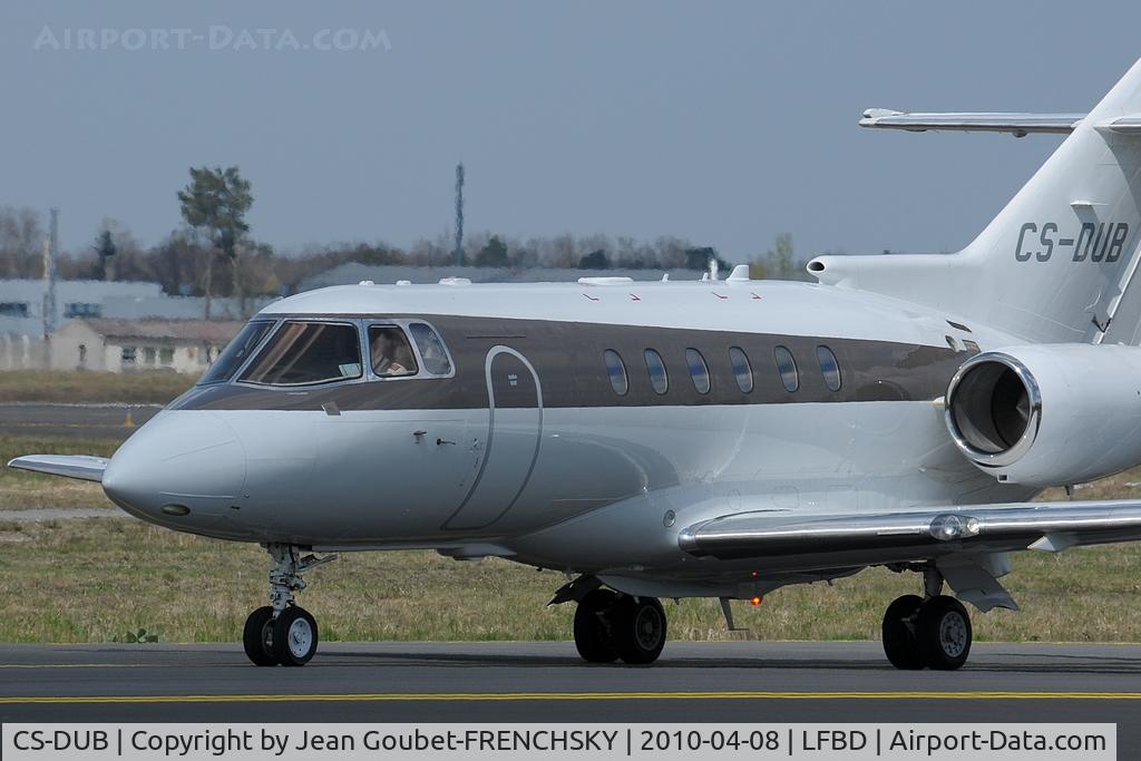 CS-DUB, 2008 Raytheon Hawker 750 C/N HB-0005, NETJETS