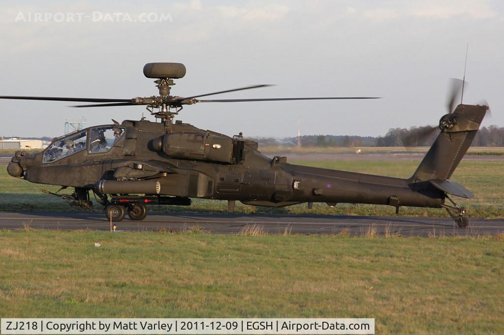 ZJ218, 2003 Westland Apache AH.1 C/N DU052/WAH052, Taxiing down E3 ready for departure.