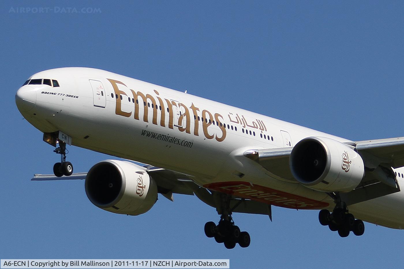 A6-ECN, 2009 Boeing 777-36N/ER C/N 37705, finals to 02