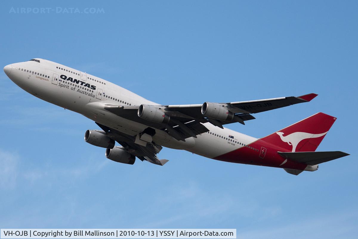 VH-OJB, 1989 Boeing 747-438 C/N 24373, away from 34L