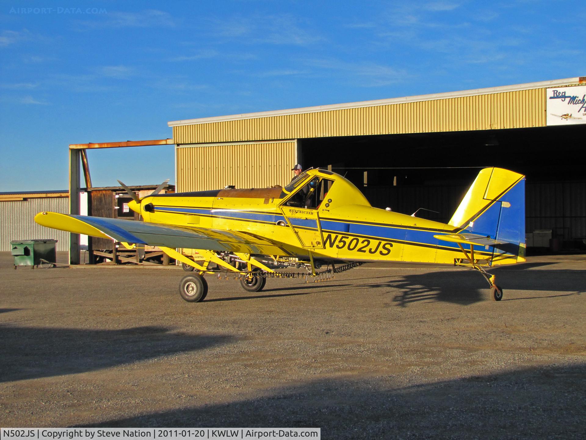 N502JS, 1994 Air Tractor Inc AT-502B C/N 502B-0248, Reg Michaud Aviation (Willows, CA) 1994 AT-502B rigged for spraying @ Willows, CA