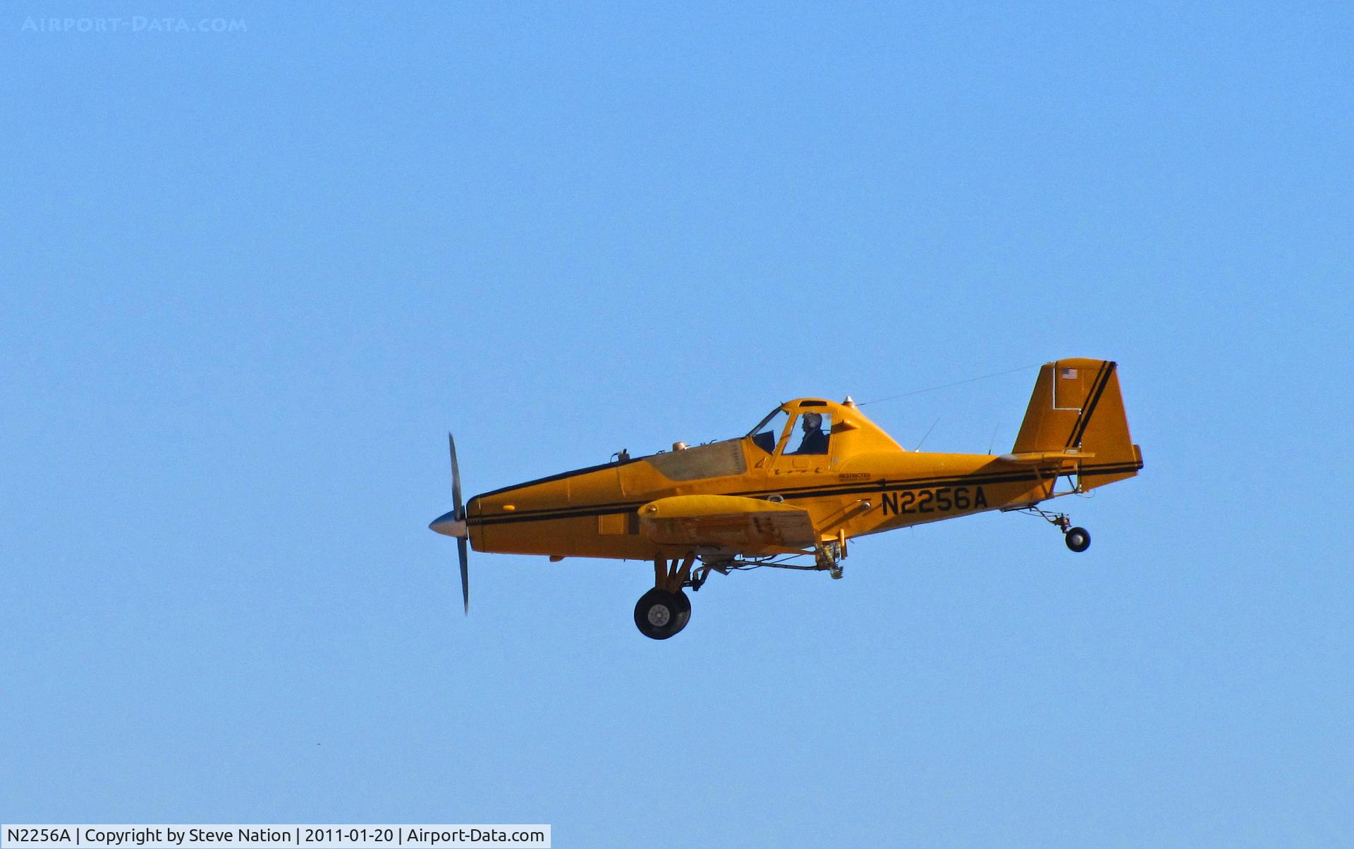 N2256A, 1997 Ayres S2R-G10 Thrush C/N G10-135, Twin Cities Aviation (Yuba City, CA) 1997 Ayres S2R-G10 spraying alfala along CA Hwy 20, 5 miles west of Yuba City, CA