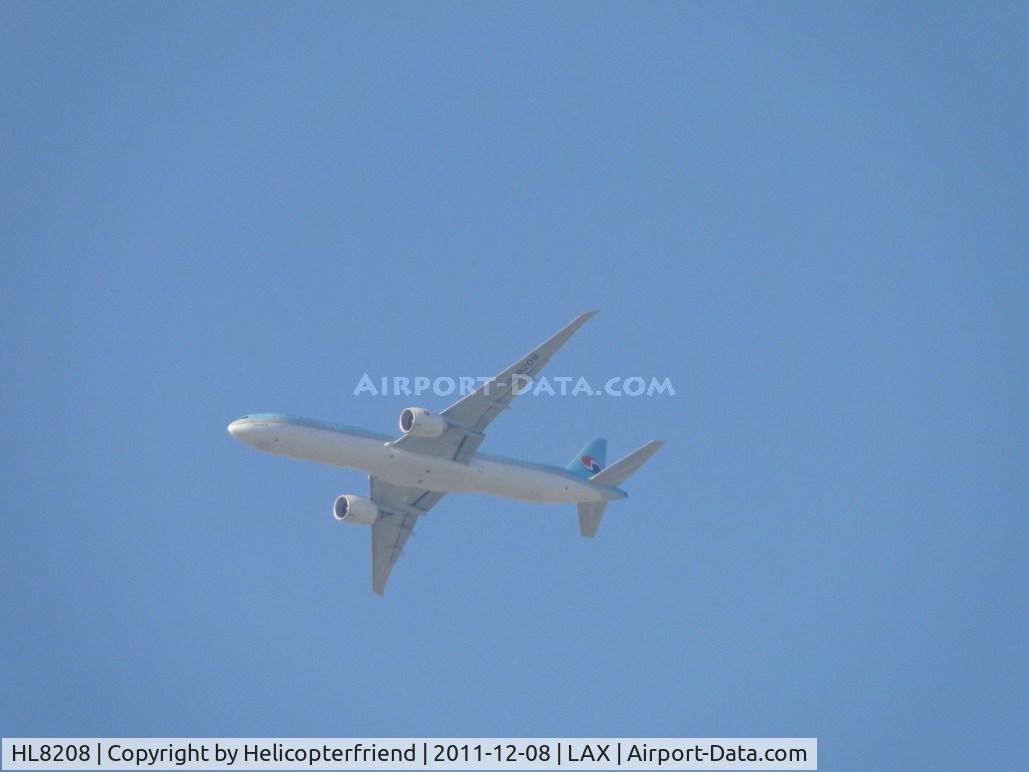 HL8208, 2010 Boeing 777-3B5/ER C/N 37645, Turning final from Base for runway 24 taken from Bell, Calif approximately 20 miles east of LAX