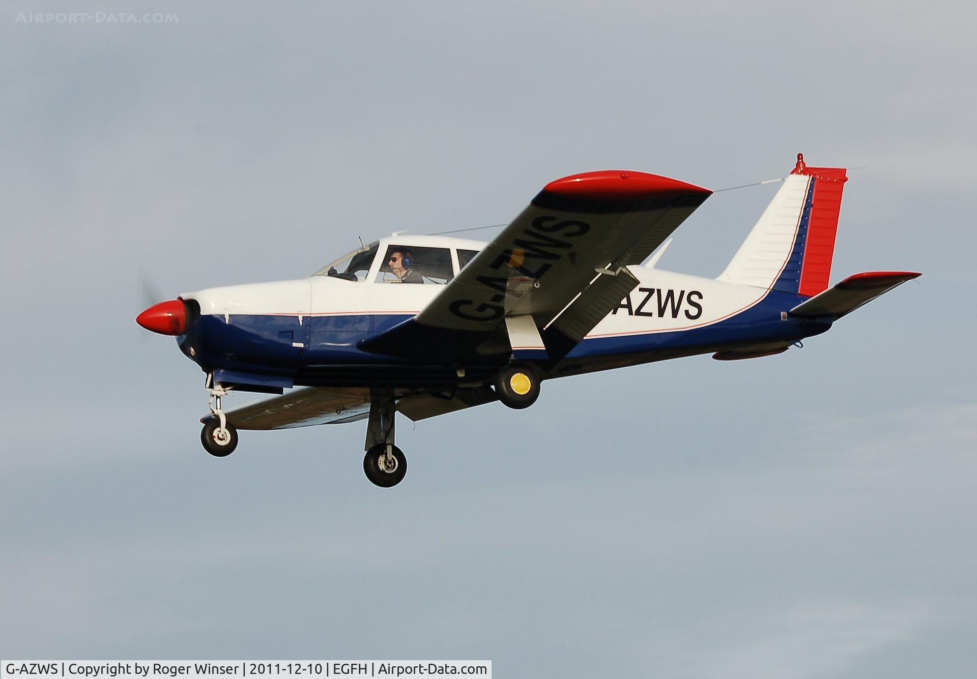 G-AZWS, 1969 Piper PA-28R-180 Cherokee Arrow C/N 28R-30749, Piper Cherokee Arrow on finals to Runway 28.