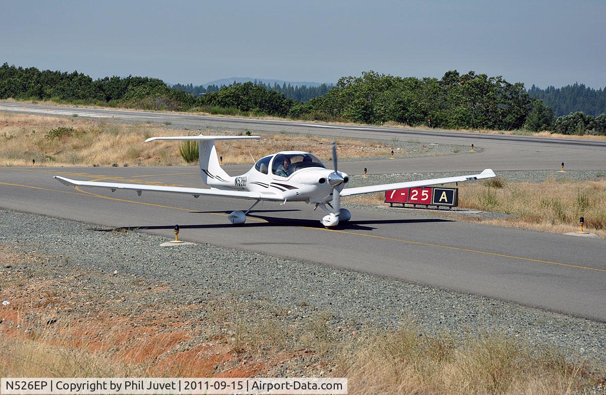 N526EP, 2005 Diamond DA-40 Diamond Star C/N 40.602, N526EP on taxi way at the Nevada County Airport on 9-15-11.