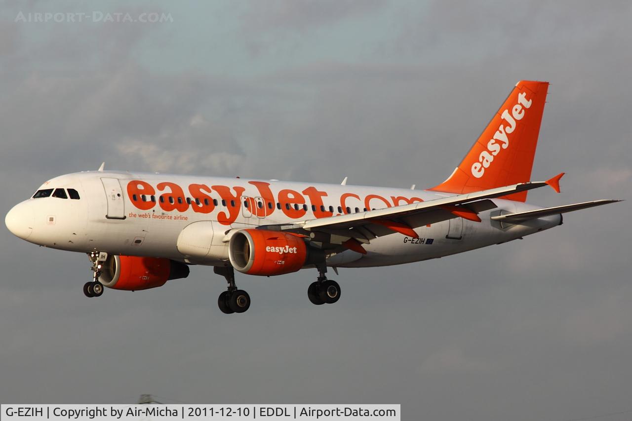 G-EZIH, 2005 Airbus A319-111 C/N 2463, EasyJet