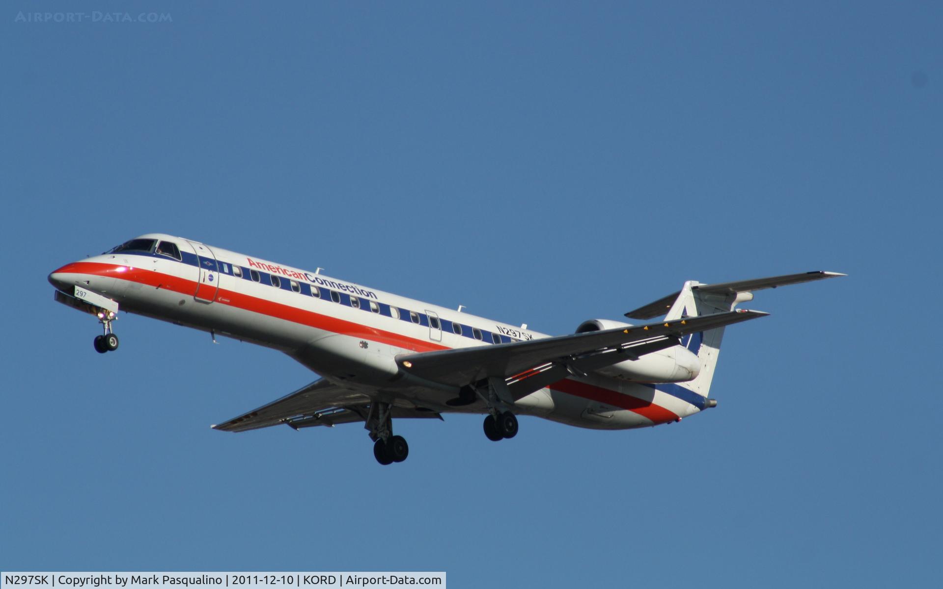 N297SK, 2001 Embraer ERJ-140LR (EMB-135KL) C/N 145522, EMB-135KL