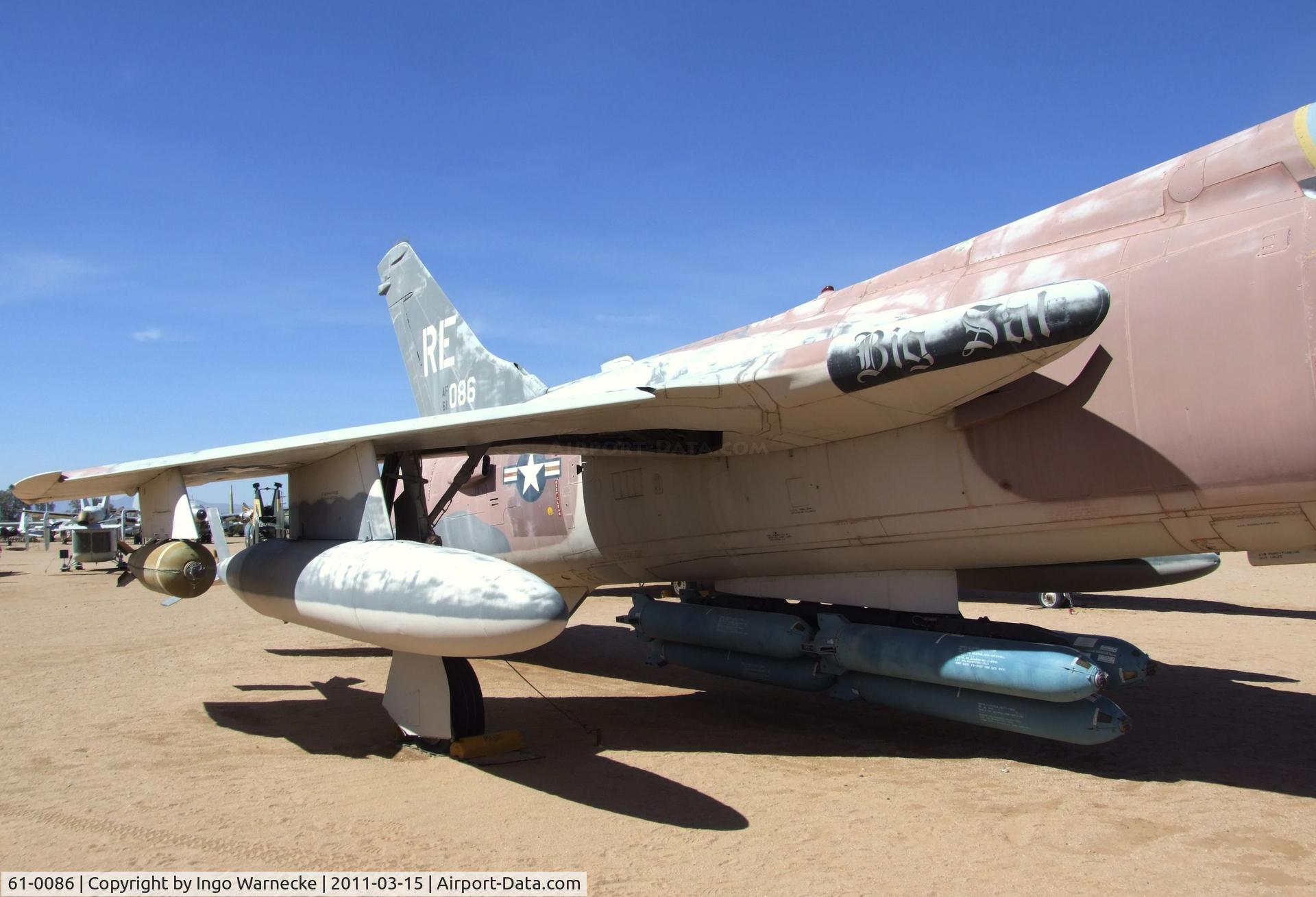 61-0086, 1961 Republic F-105D Thunderchief C/N D281, Republic F-105D Thunderchief at the Pima Air & Space Museum, Tucson AZ