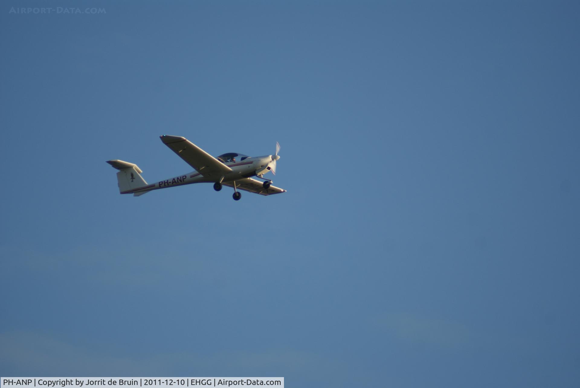 PH-ANP, Diamond DA-20A-1 Katana C/N 10272, Airborne runway 23 after a touch and go during a local flight.