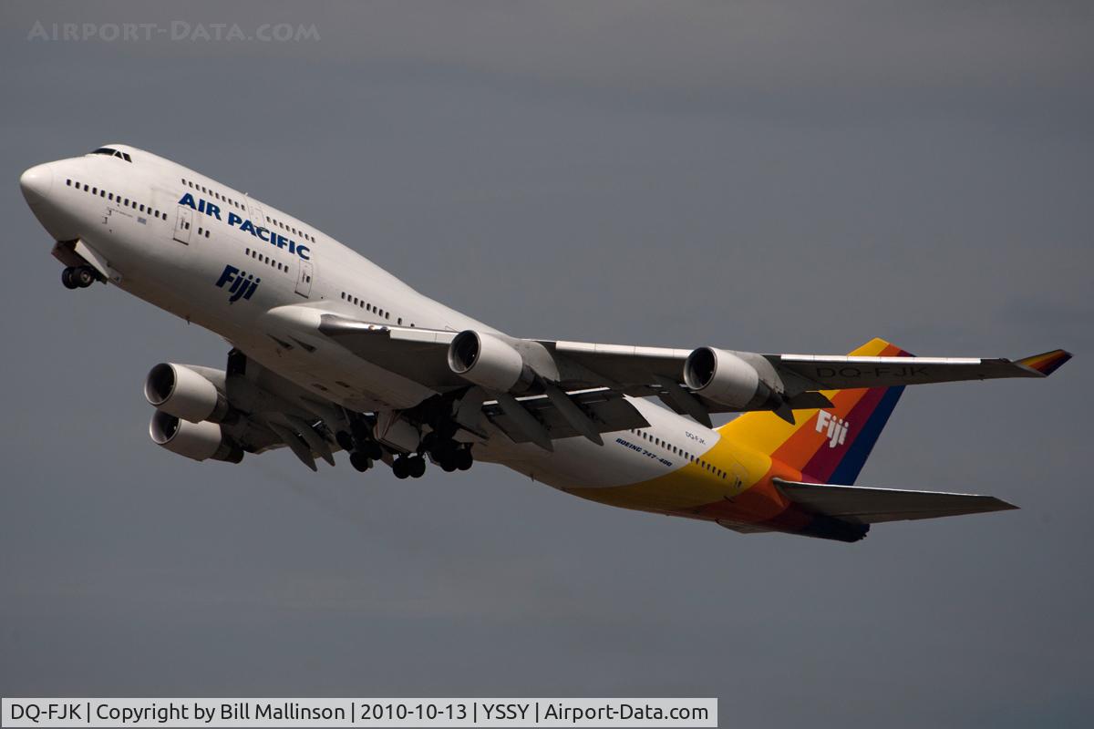 DQ-FJK, 1989 Boeing 747-412 C/N 24064, away from 34L
