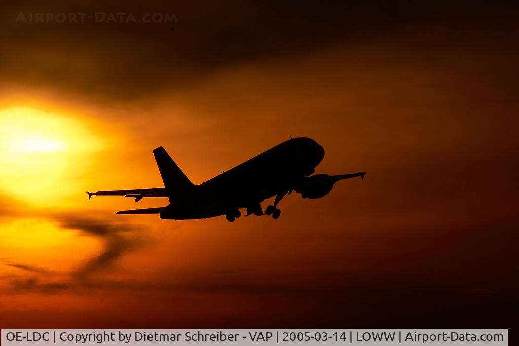 OE-LDC, 2004 Airbus A319-112 C/N 2262, Austrian Airlines Airbus 319