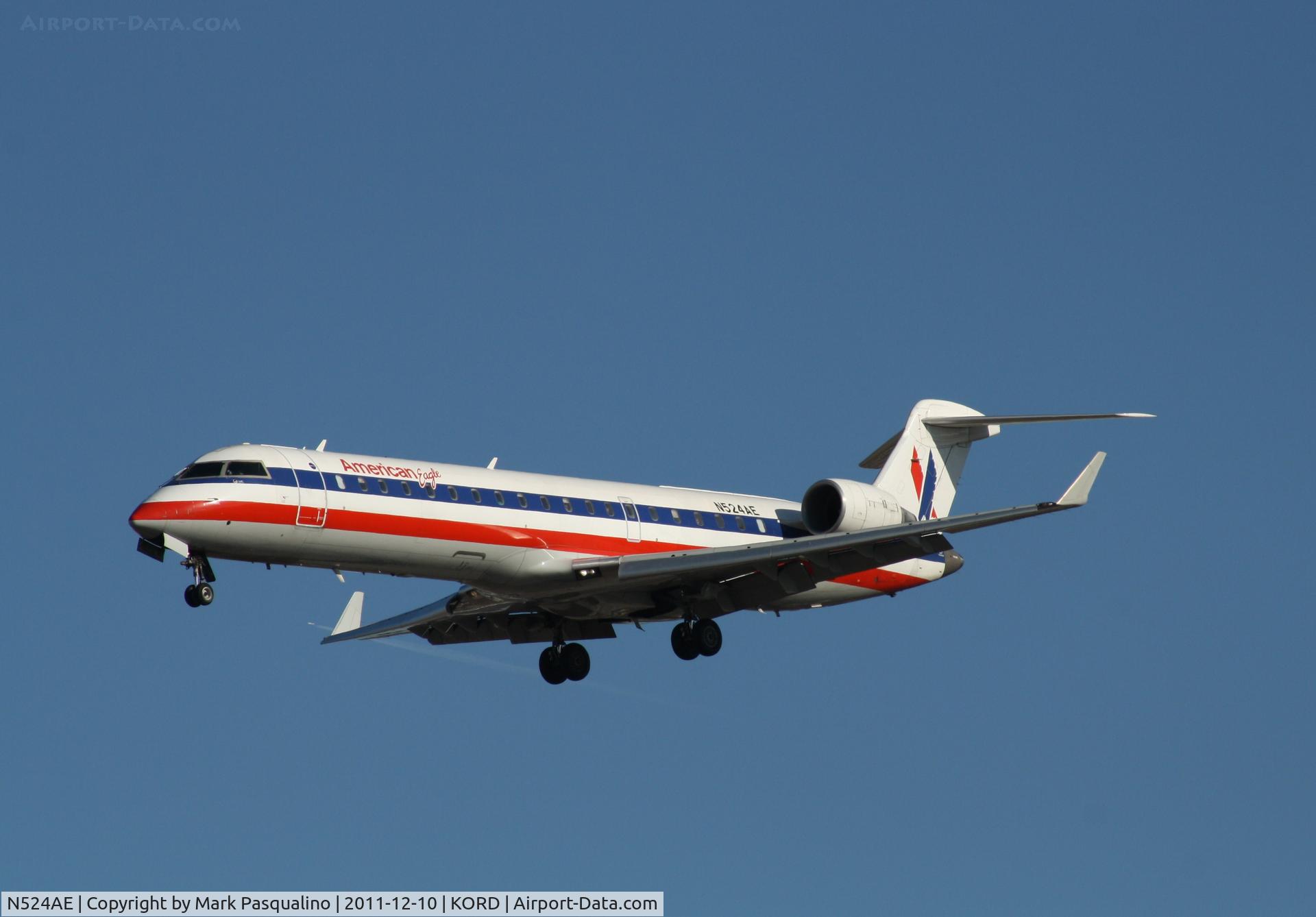 N524AE, 2004 Bombardier CRJ-701 (CL-600-2C10) Regional Jet C/N 10154, CL-600-2C10