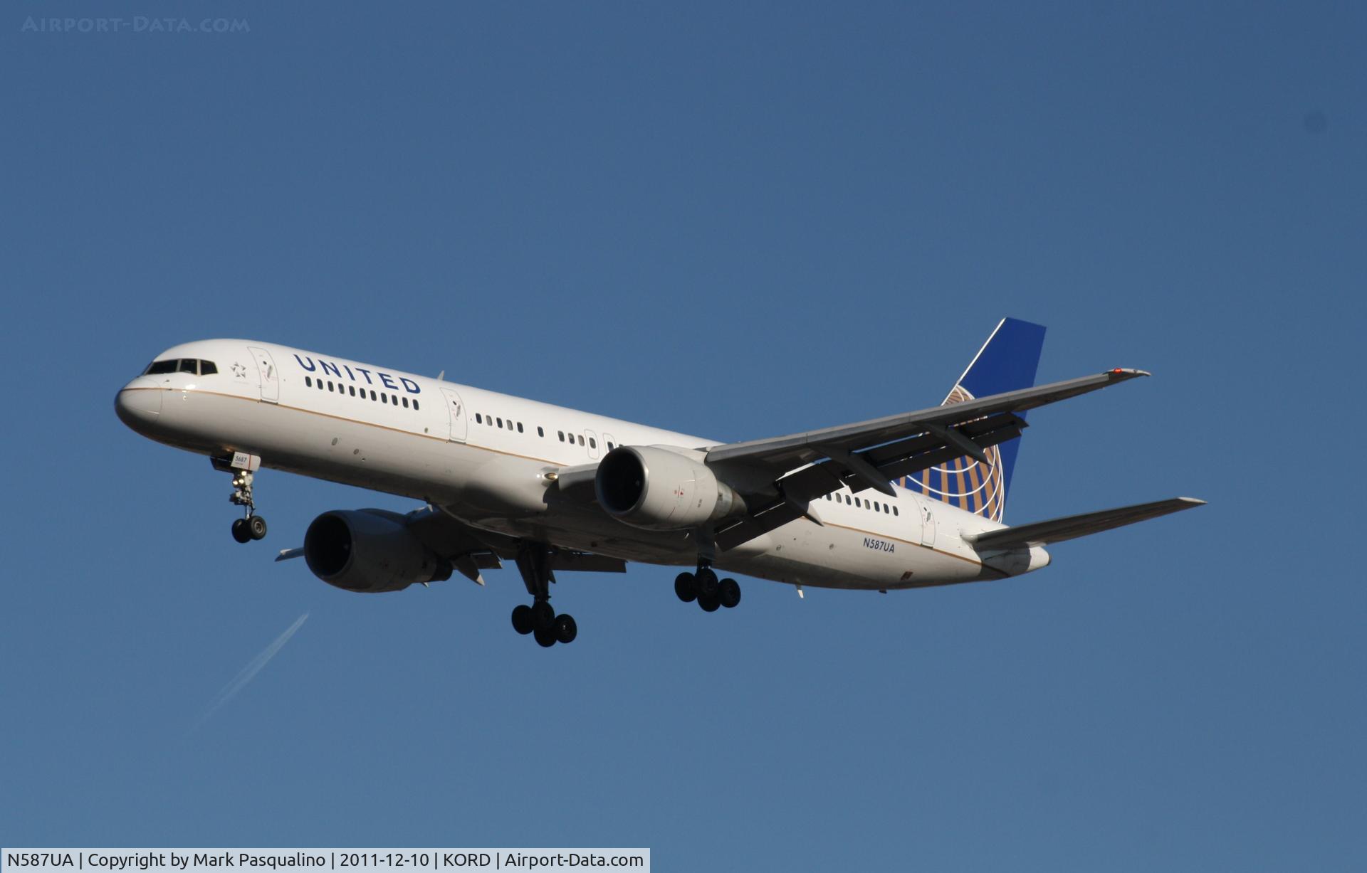 N587UA, 1993 Boeing 757-222 C/N 26713, Boeing 757-200