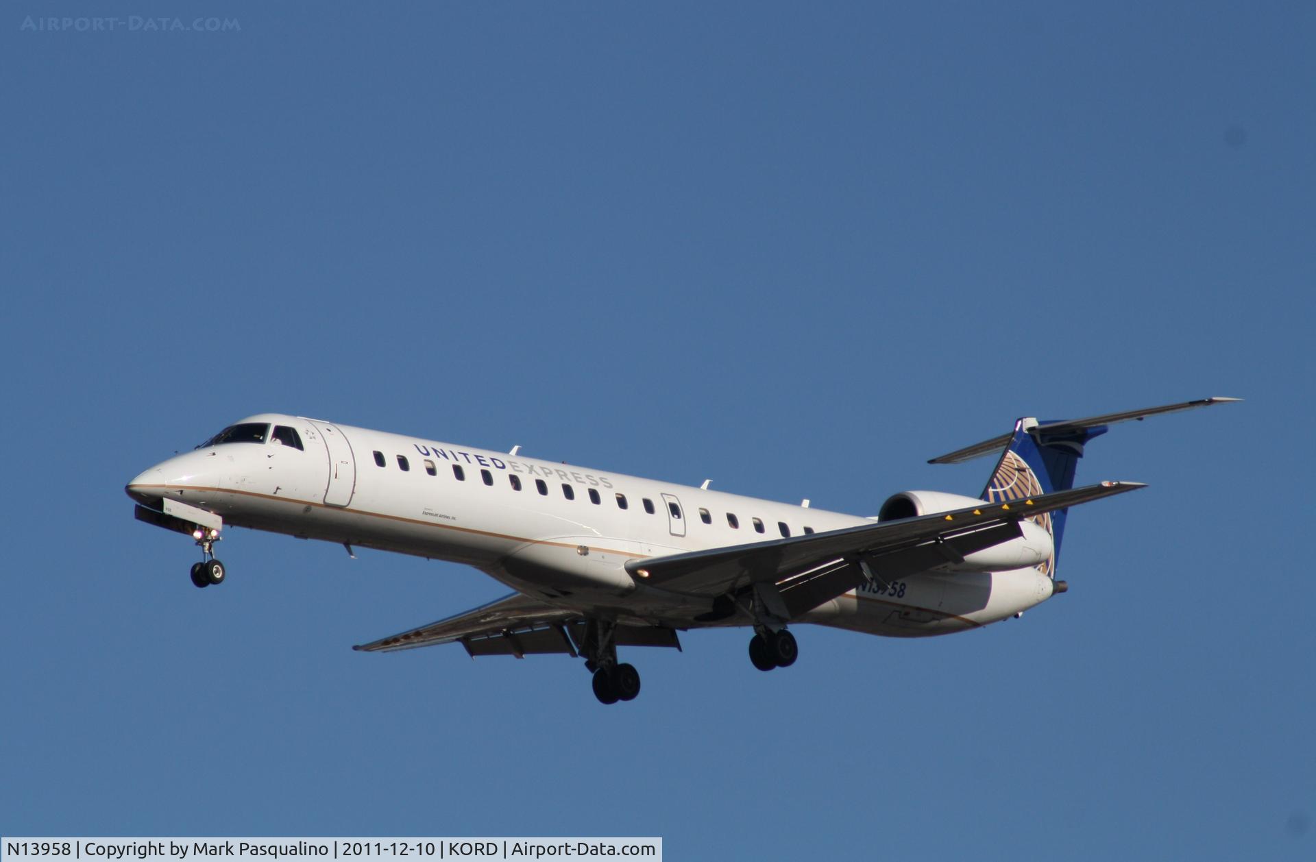 N13958, 1998 Embraer EMB-145LR C/N 145085, EMB-145LR