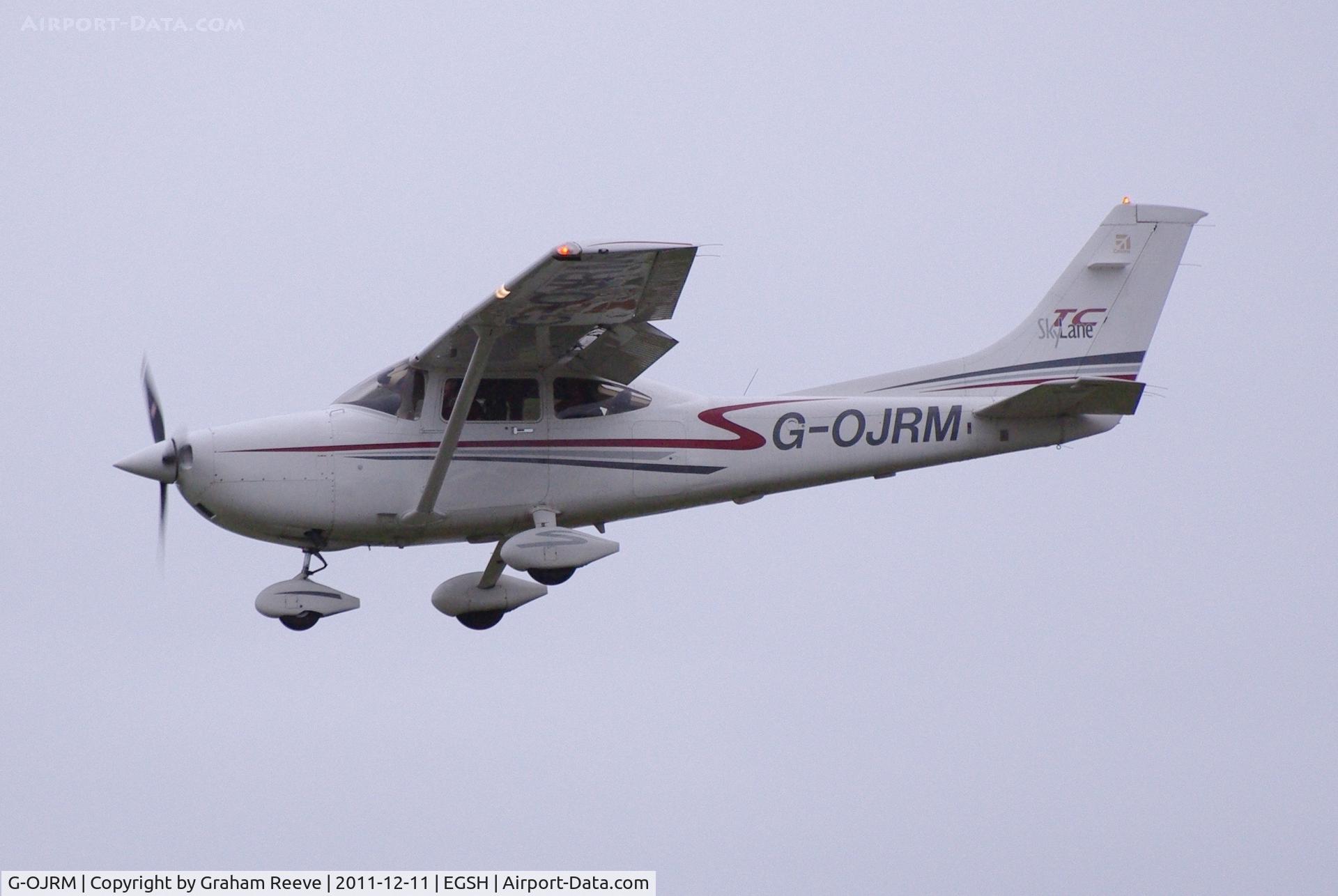 G-OJRM, 2001 Cessna T182T Turbo Skylane C/N T18208007, About to land at Norwich.