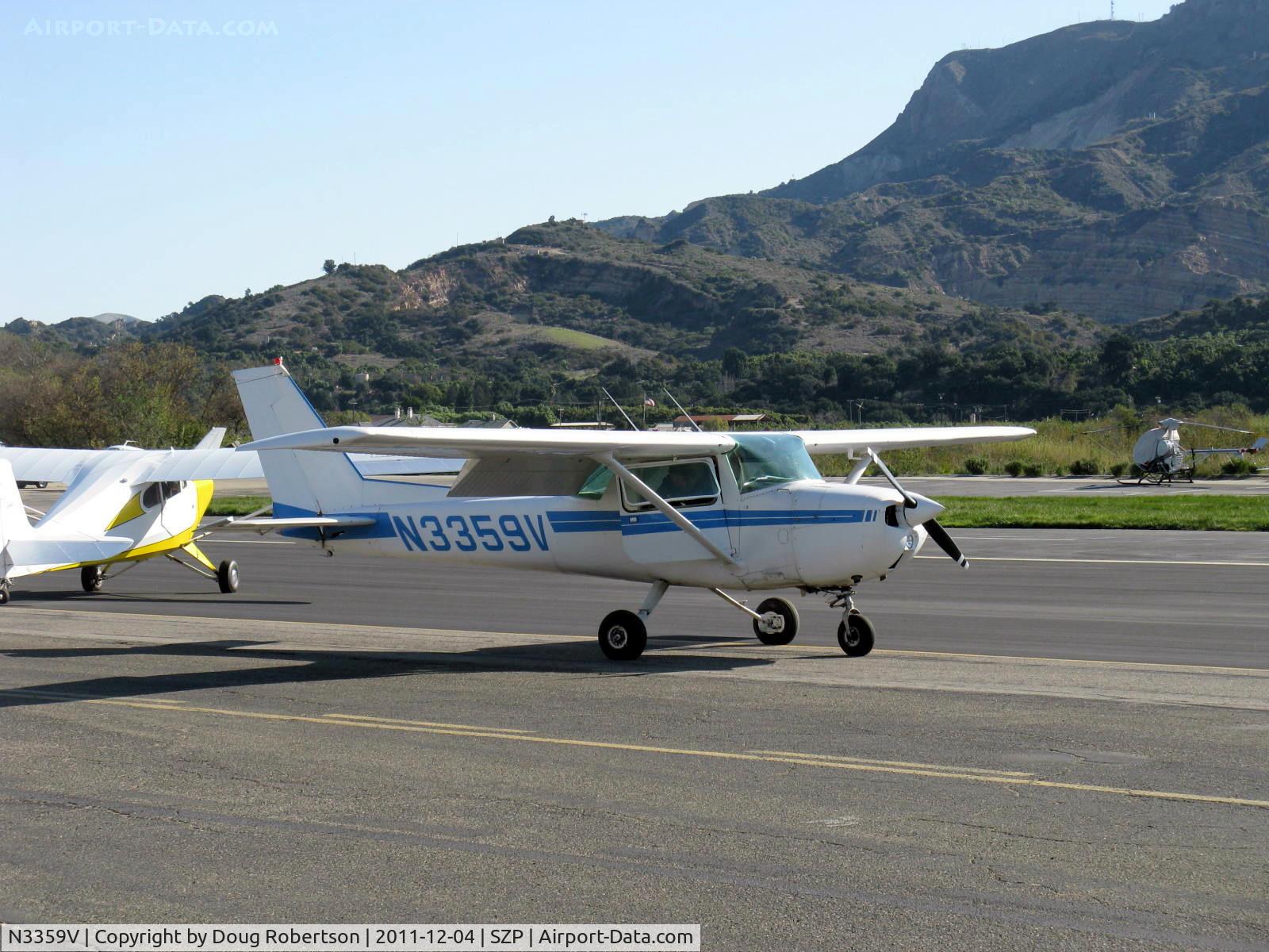N3359V, 1974 Cessna 150M C/N 15076473, 1974 Cessna 150M, Continental O-200 100 Hp, taxi
