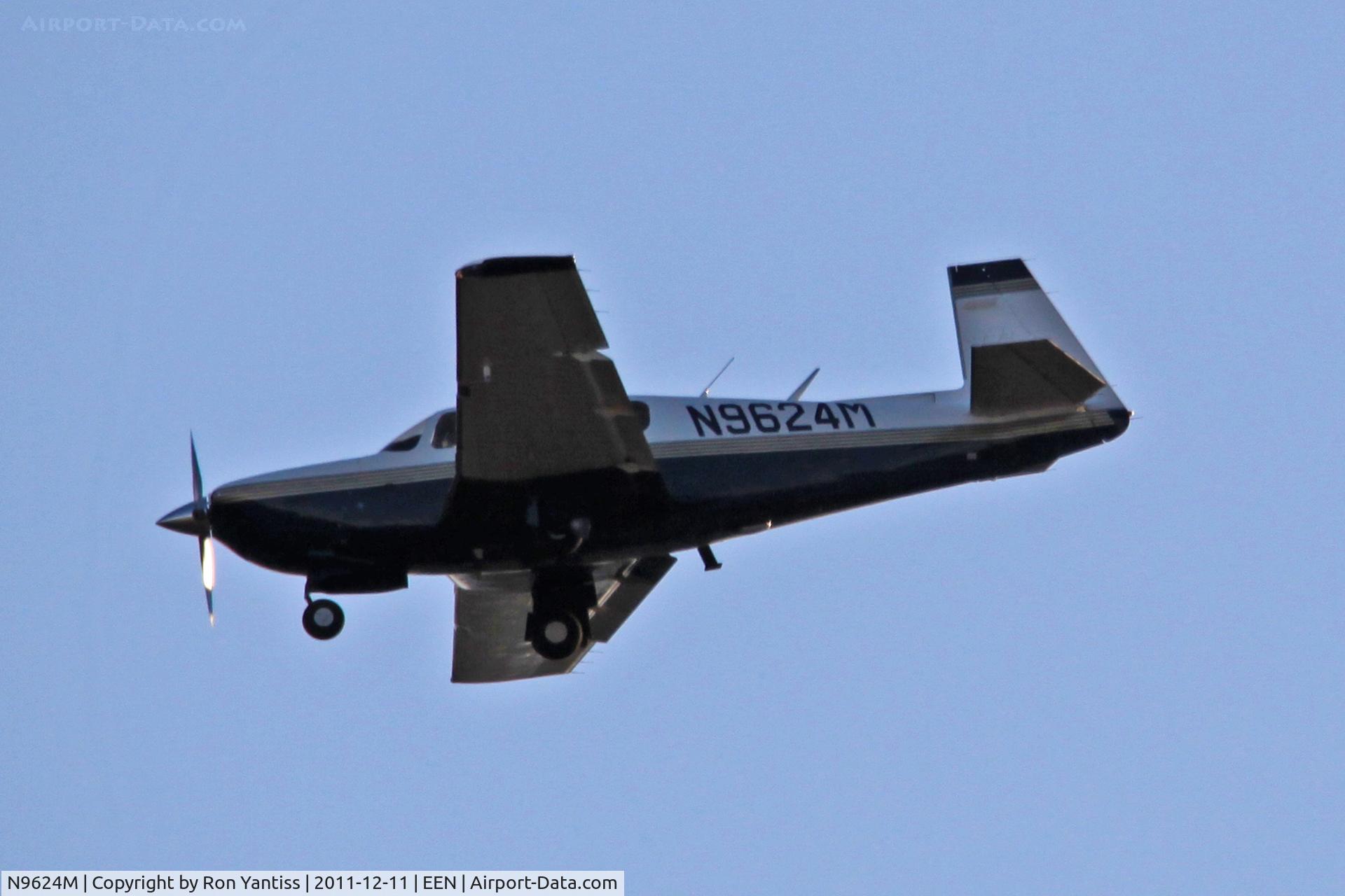 N9624M, 1995 Mooney M20R Ovation C/N 29-0037, Straight-in short final runway 02, Dillant-Hopkins Airport, Keene, NH