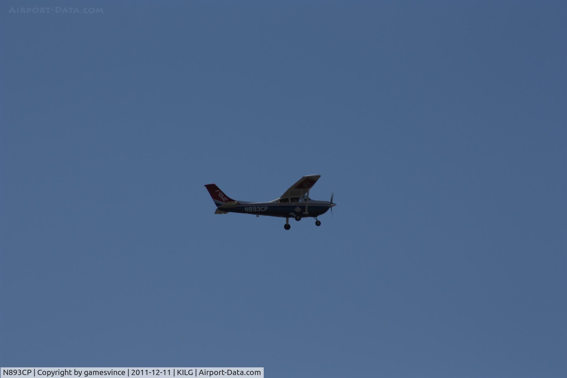 N893CP, 2006 Cessna 182T Skylane C/N 18281863, CAP 727 Departing Runway 32