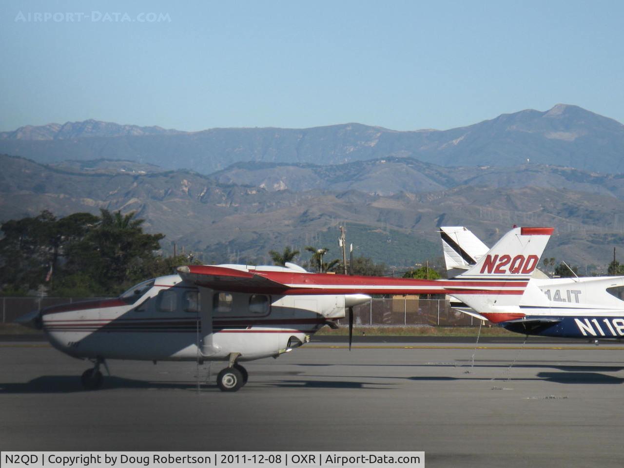 N2QD, Cessna T337G Turbo Super Skymaster C/N P3370277, 1977 Cessna T337G Pressurized and Turbocharged SKYMASTER, two Continental TSIO-360-C turbocharged & fuel-injected center-line thrust 210 Hp each, retractable gear