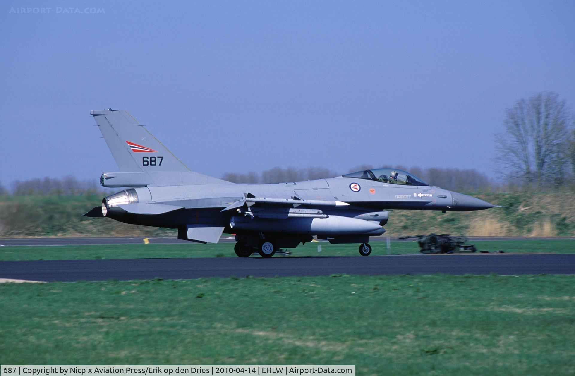 687, 1980 General Dynamics F-16AM Fighting Falcon C/N 6K-59, 687 is here to be seen during take off for another Frisian Flag 2010 mission.