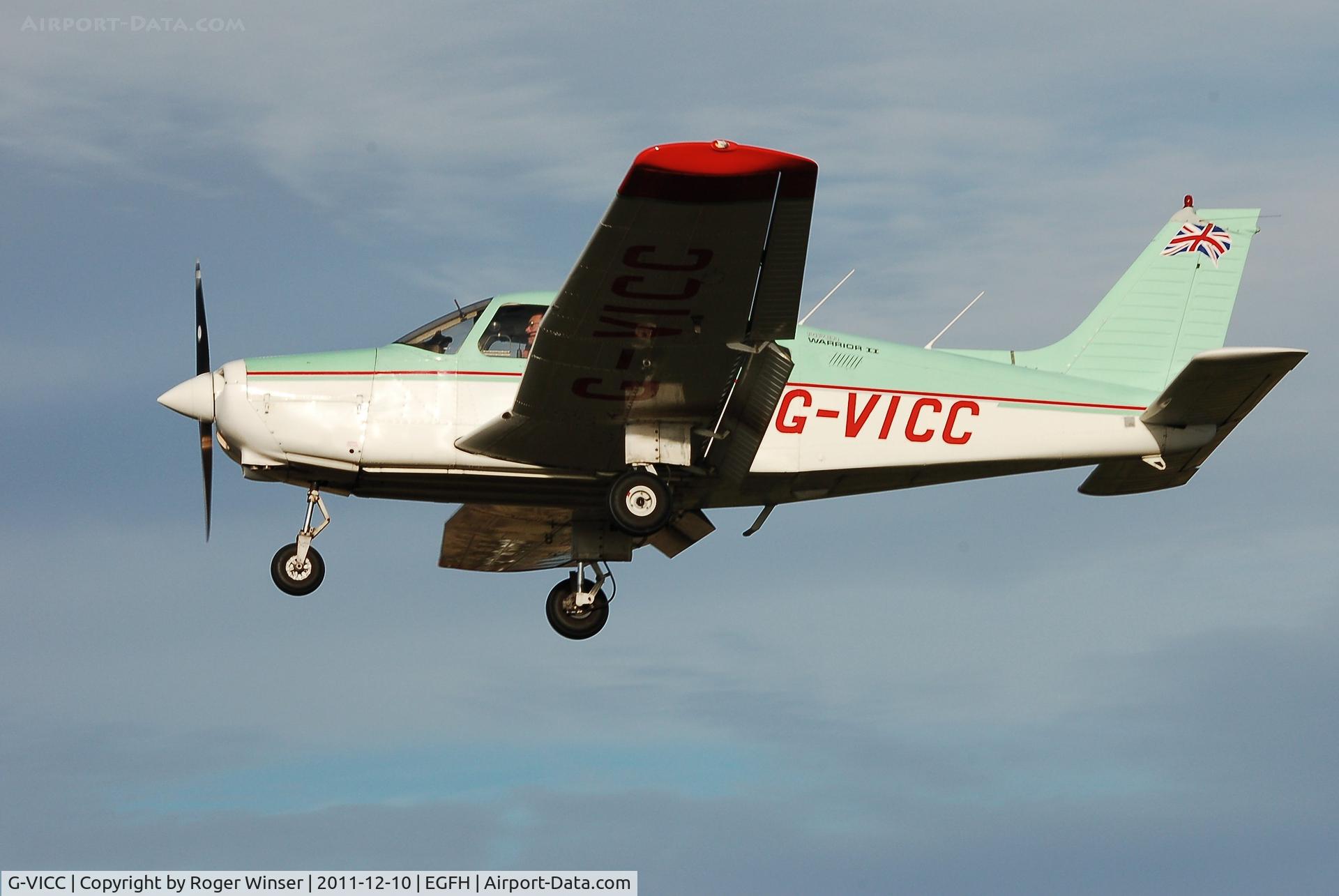 G-VICC, 1979 Piper PA-28-161 Cherokee Warrior II C/N 28-7916317, Piper Cherokee Warrior II on finals to Runway 28. Operated by Freedom Aviation.
