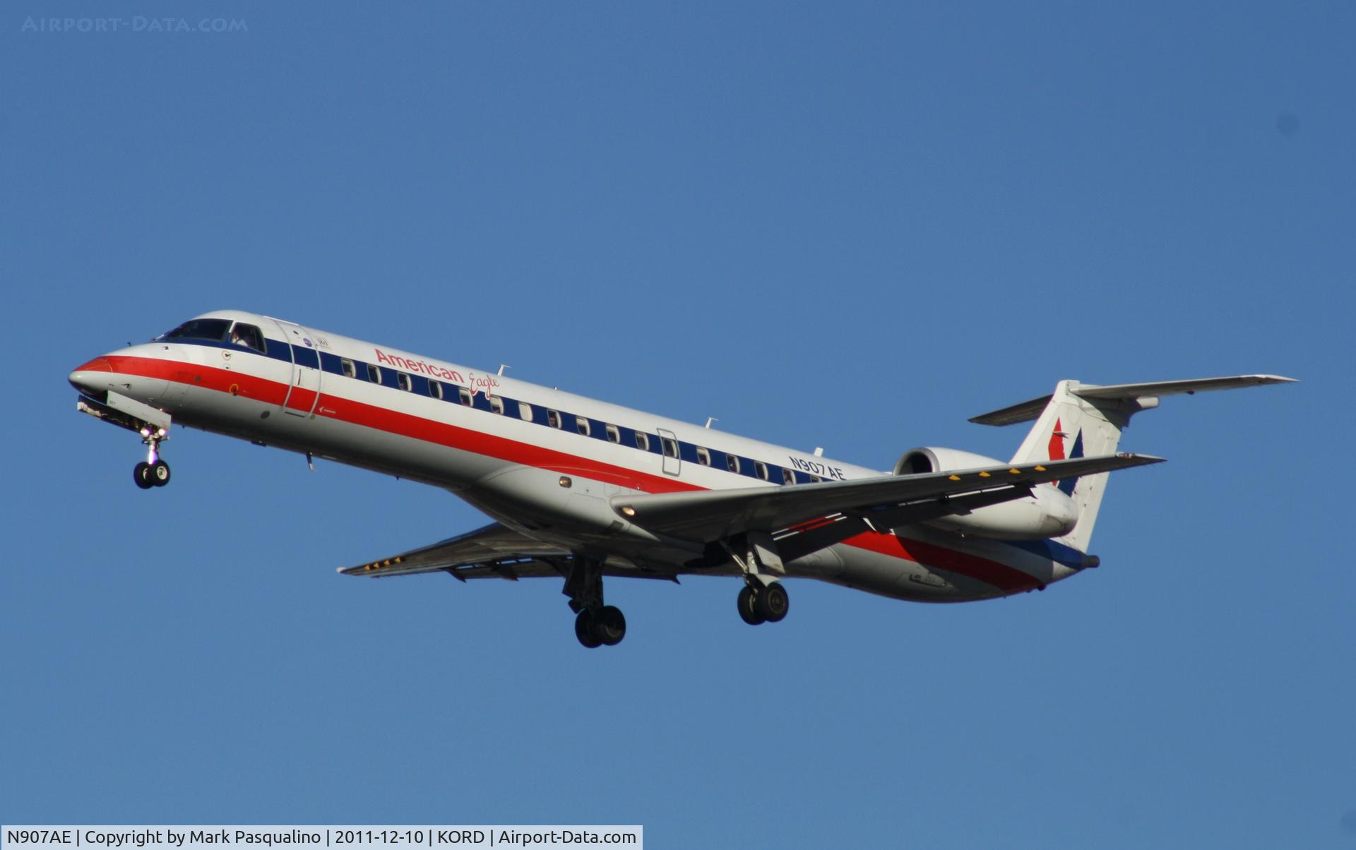 N907AE, 2005 Embraer ERJ-145LR (EMB-145LR) C/N 14500895, EMB-145LR