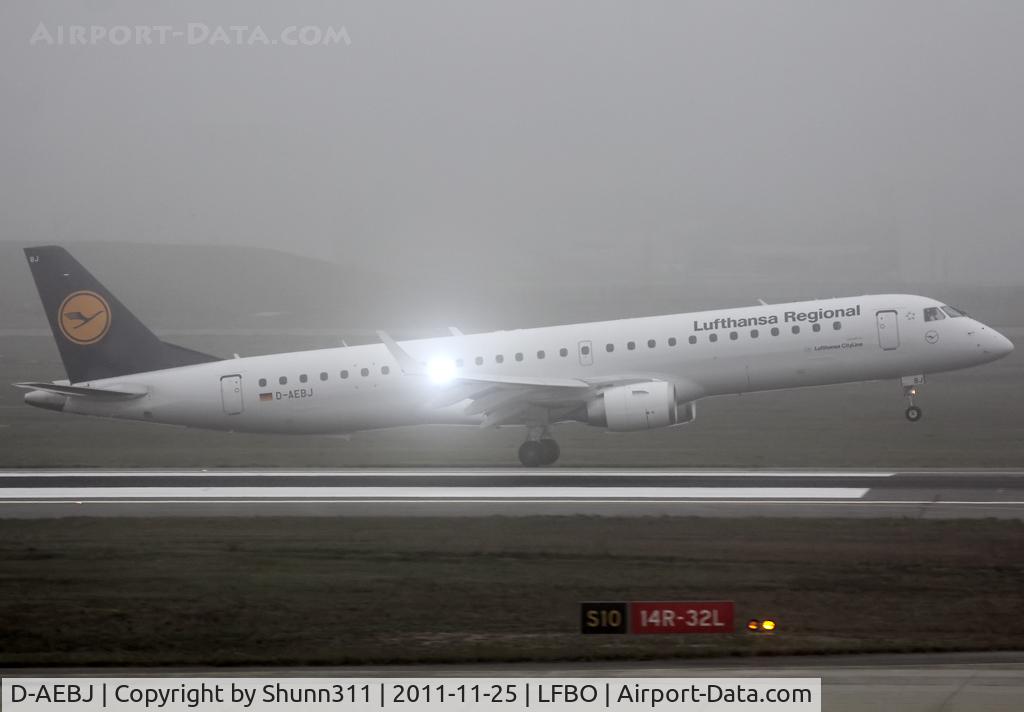 D-AEBJ, 2011 Embraer 195LR (ERJ-190-200LR) C/N 19000486, Landing rwy 14R under fog...